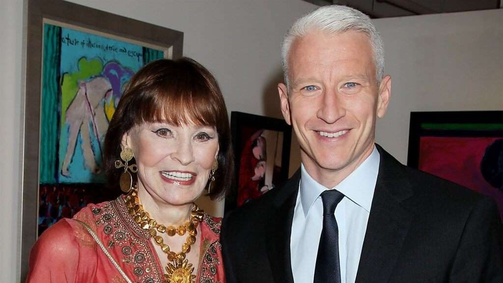 Anderson Cooper kujton nënën një ditë pas vdekjes (FOTO)
