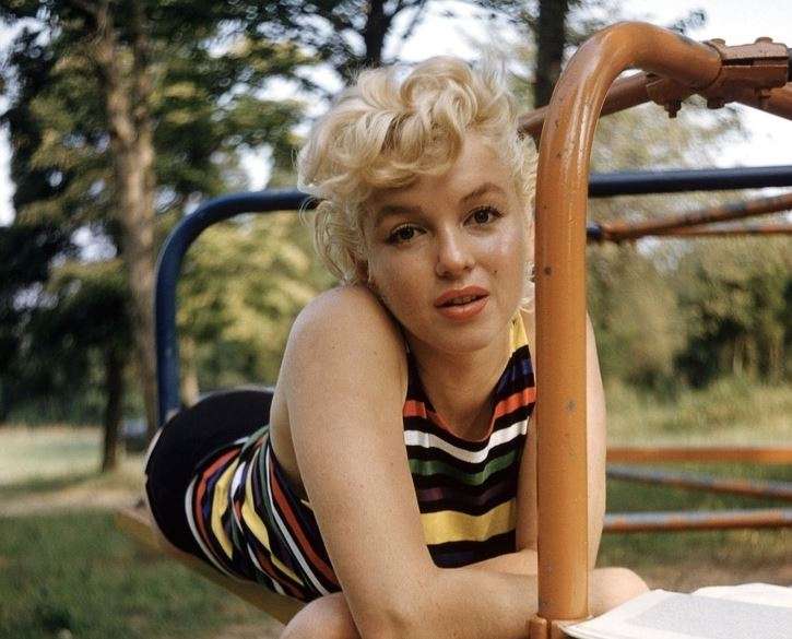 “Unë mund të bëhem e zgjuar, por njerëzit nuk e pëlqejnë këtë” - historia e vërtetë e Marilyn Monroe
