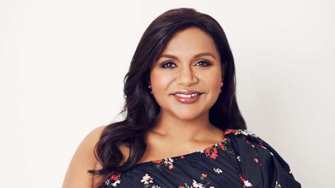 Mindy Kaling dhuroi 40 mijë dollarë për bamirësi në ditëlindjen e 40-të