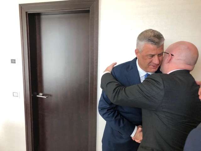 Thaçi takon diplomatin amerikan Philip Reeker