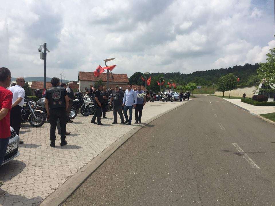 Veteranët e Kroacisë në Skenderaj: E kemi një armik të përbashkët- Serbinë
