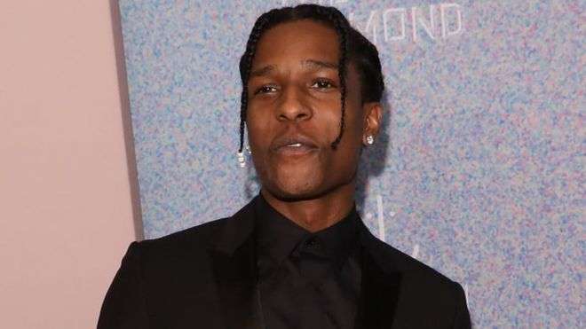 ASAP Rocky edhe një javë në burg