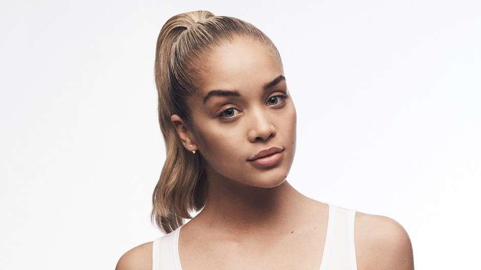 Jasmine Sanders tregon pse e thërrasin Golden Barbie
