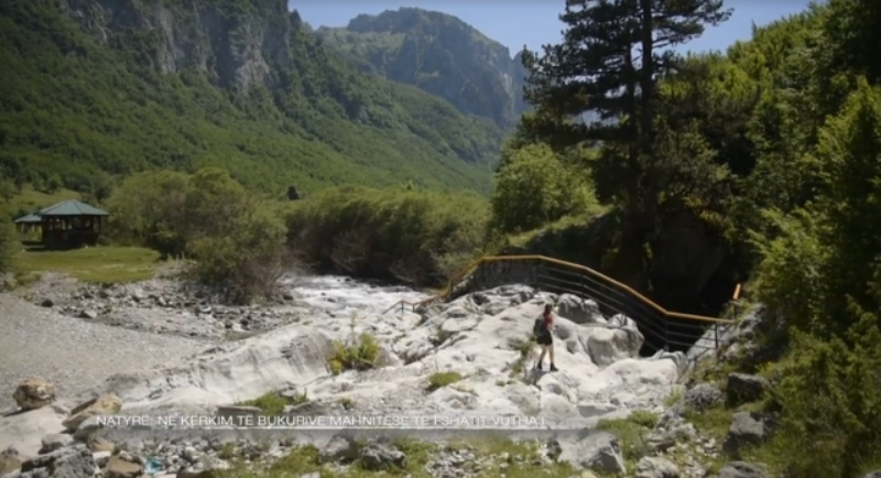 Në kërkim të bukurive mahnitëse të fshatit Vuthaj (VIDEO)