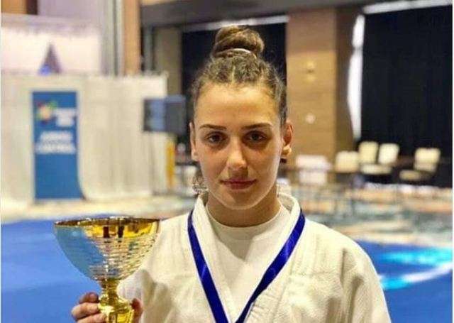 Flaka Loxha merr të artën në “Sarajeva 2019”