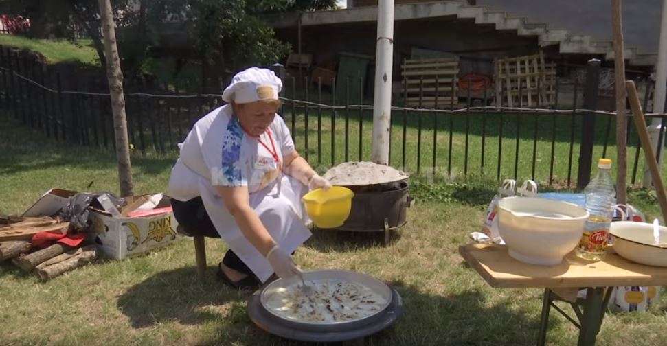 Festivali i ushqimit kënaqë prishtinasit (VIDEO)