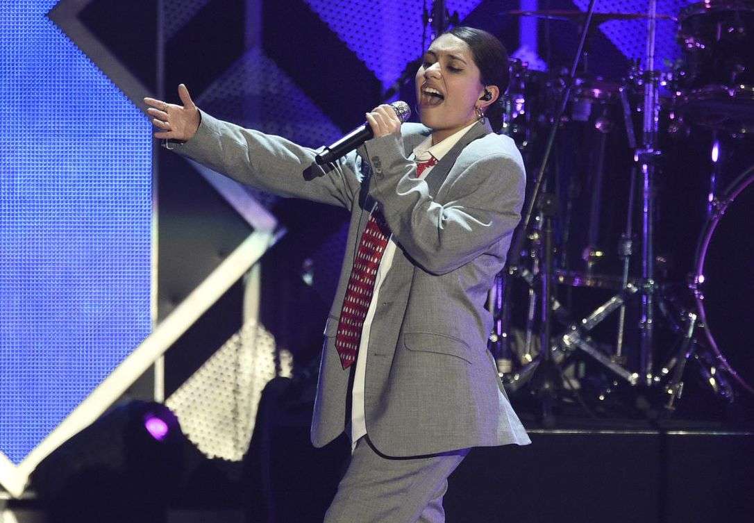 Alessia publikon “Rooting for You” (AUDIO)