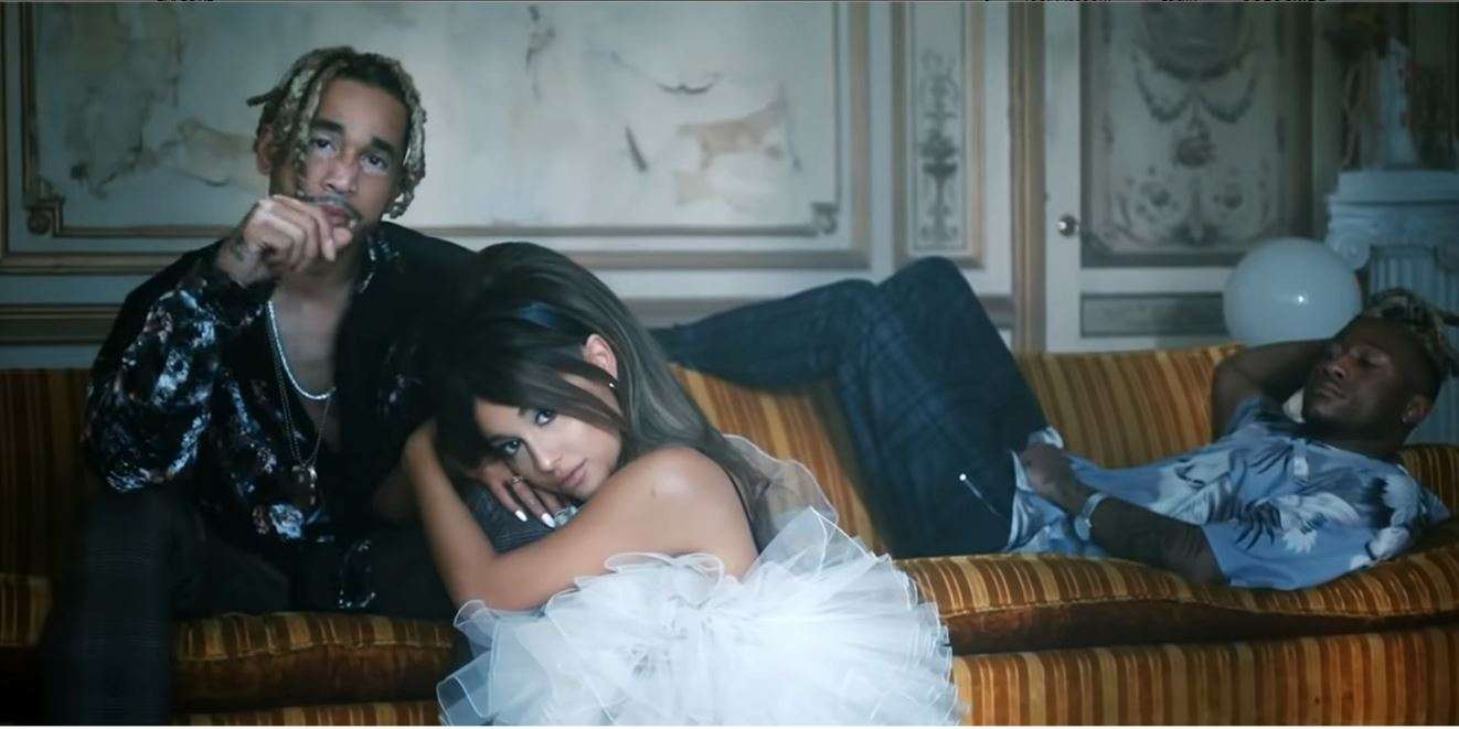Kënga e Ariana Grande për një ditë merr 20 milionë klikime në Youtube (VIDEO)