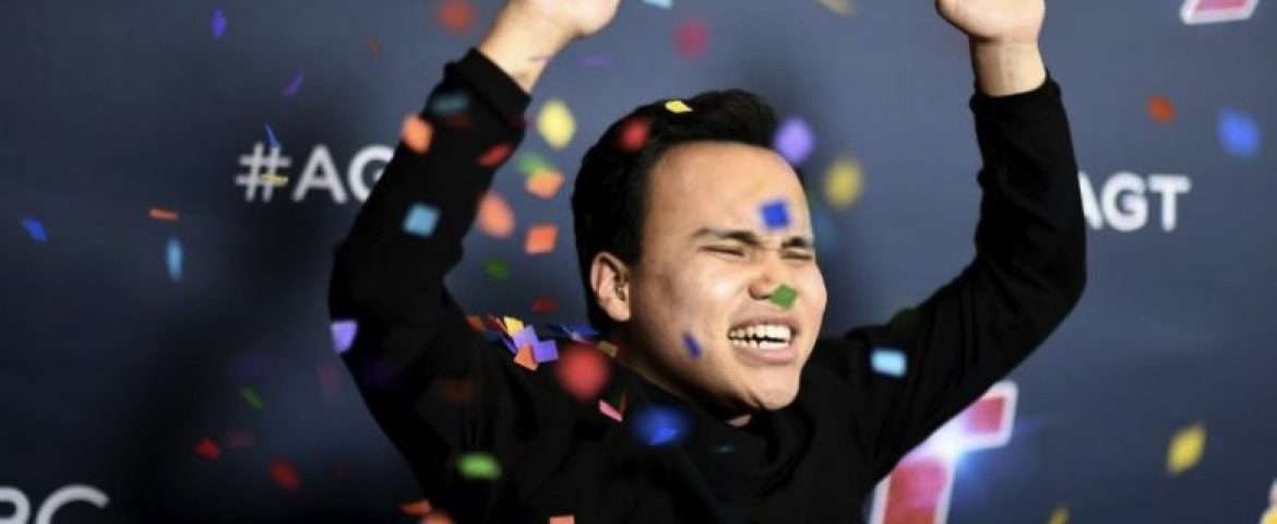 Këngëtari i verbër dhe autik, Kodi Lee fiton "America's Got Talent" (VIDEO)