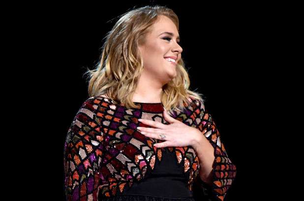 Adele ndjehet si njeri i ri pas ndarjes nga Simon Konecki