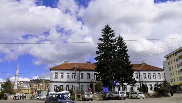 Dragashi vetkarantinohet, në pritje të rezultatit për një rast të dyshimtë me Covid-19