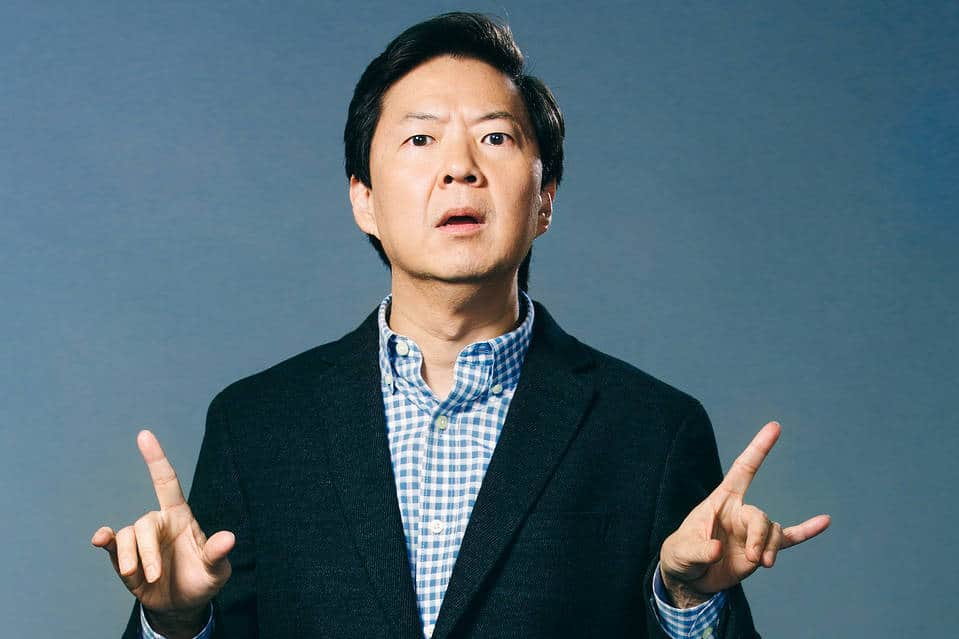 Këta të famshëm kënduan në ditëlindjen e Ken Jeong