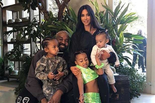 Kim Kardashian tregon cili prej fëmijëve është kopje e Kanye West