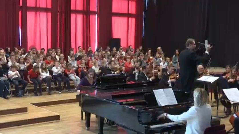 Filharmonia performon për fëmijët (VIDEO)