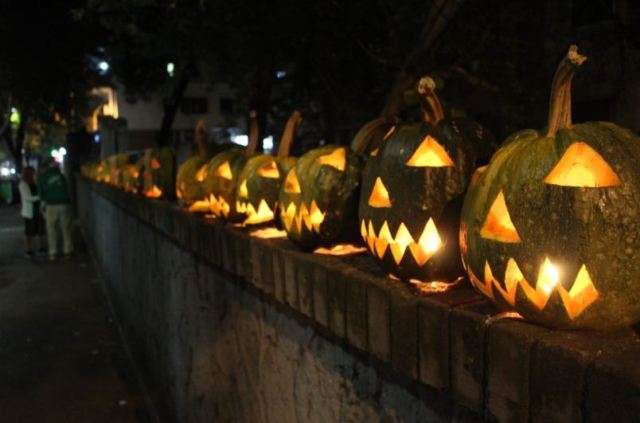 Halloween "pushton" Tiranën (FOTO)