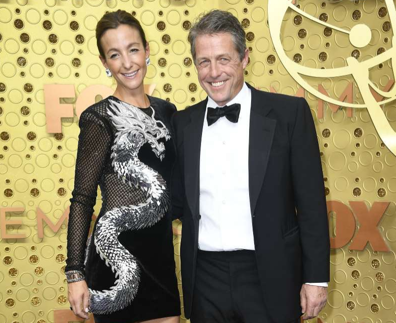Hugh Grant: Bëra gabim që prita kaq gjatë për martesë dhe fëmijë