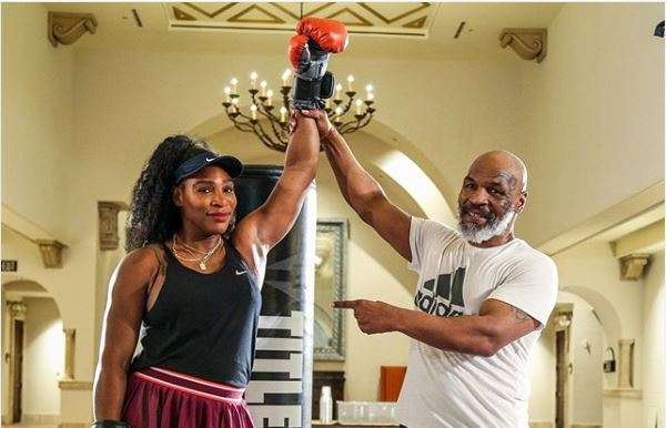 Serena Williams merr mësime boksi nga Mike Tyson