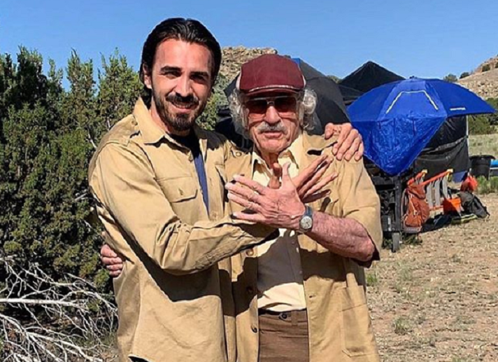 Blerim Destani dhe Robert De Niro bëjnë shqiponjën