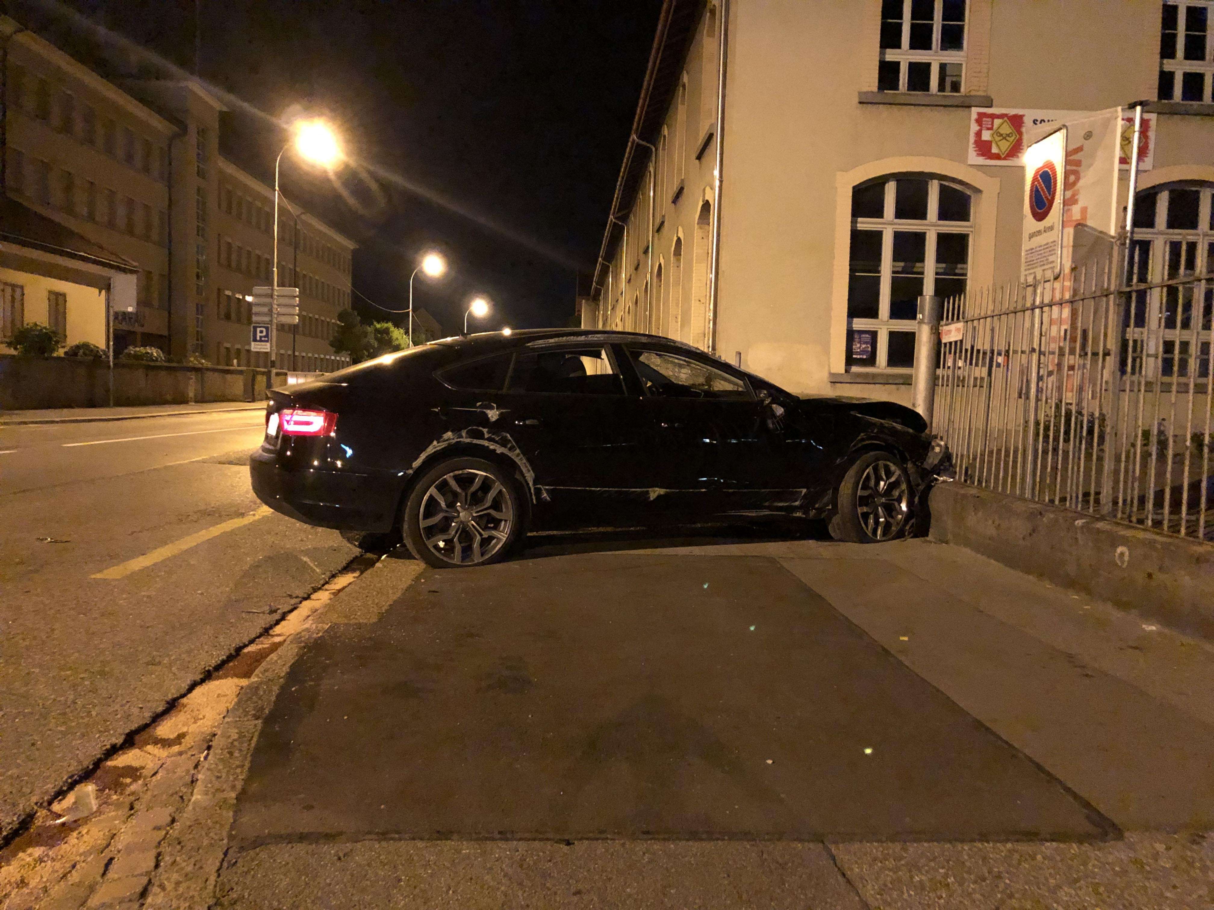 I dehur bëri gara me policinë, dëbohet nga Zvicra 30 vjeçari nga Kosova