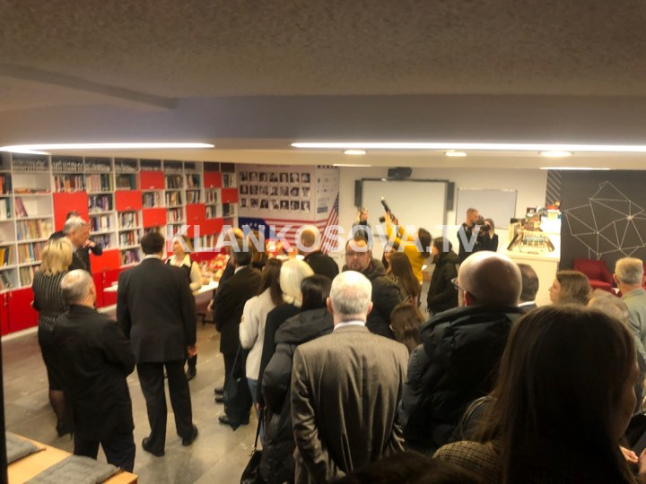 Përurohet renovimi i Këndit Amerikan në Prishtinë (FOTO)