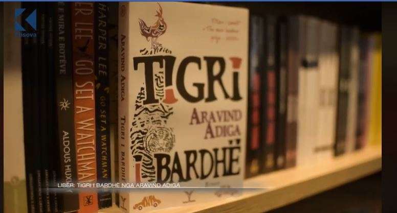 Libri : "Tigri i bardhë" nga Aravind Adiga (VIDEO)