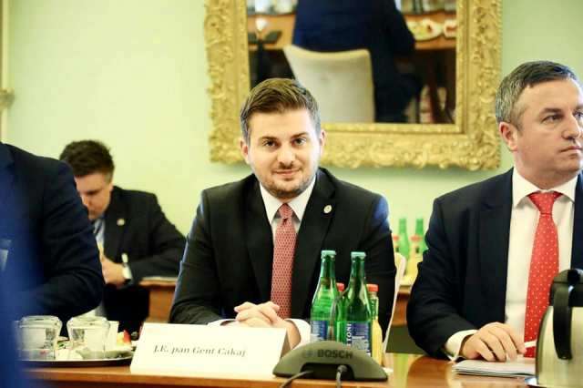 Cakaj në Pragë kërkon liberalizimin e vizave për Kosovën