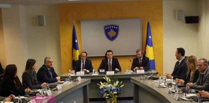 Qeveria e Kosovës zhvillon mbledhjen e 15-të
