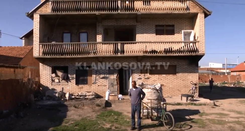 Pas raportimit të Klanit, bamirësit i dërgojnë ushqime disa banorëve të Fushë Kosovës (VIDEO)