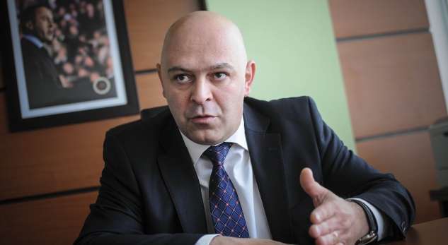 Ardian Gjini: Vendimi i sotëm i Qeverisë është grusht i rëndë