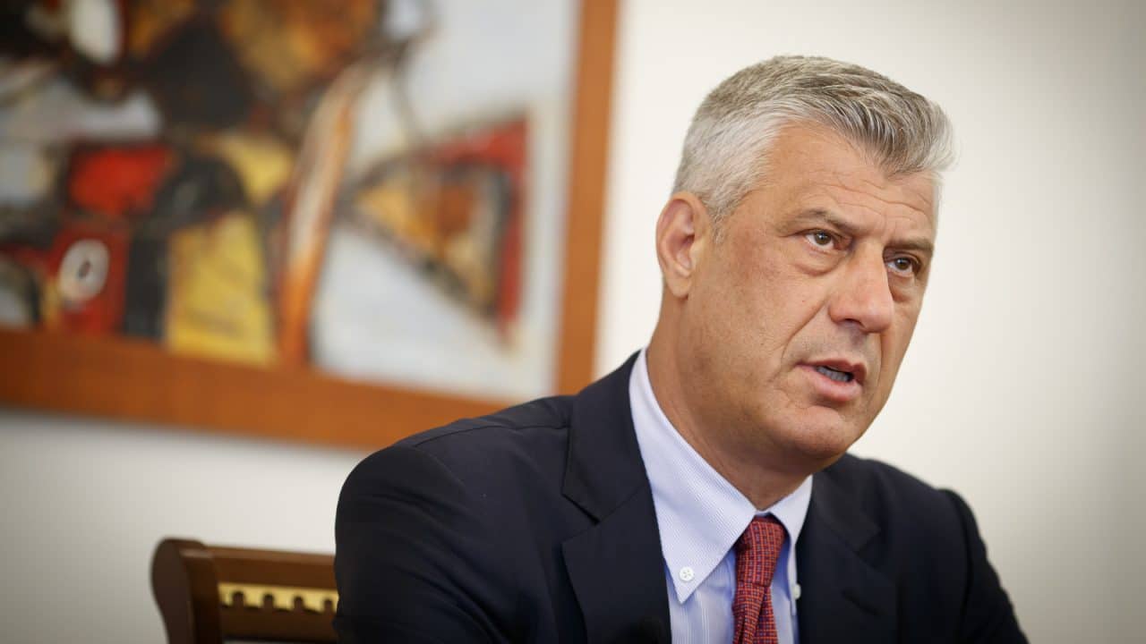 Thaçi kritikon Qeverinë për situatën e krijuar në komunat e veriut të Kosovës