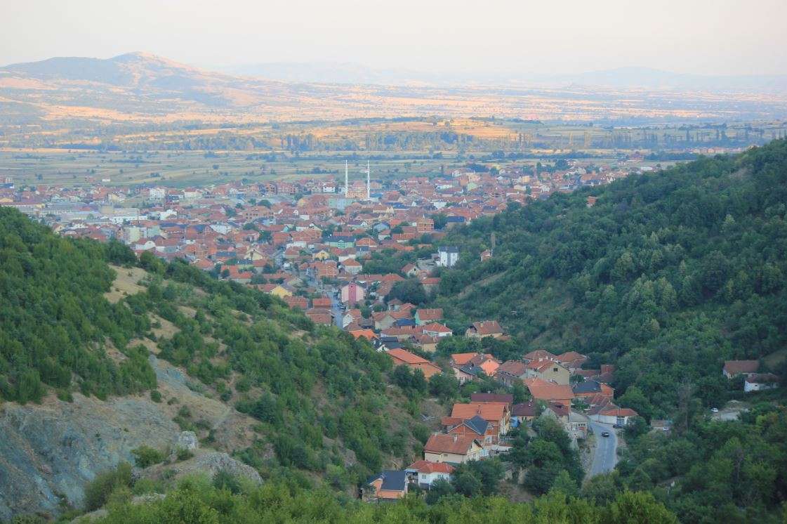 Presheva harrohet nga institucionet shqiptare dhe donatorët e huaj - ndihmohet nga "Jetimat e Ballkanit"