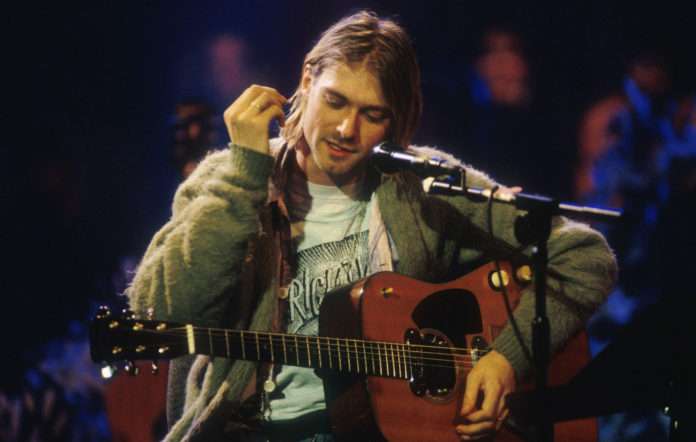 Në ankand kitara e Kurt Cobain me të cilën kishte performuar në MTV