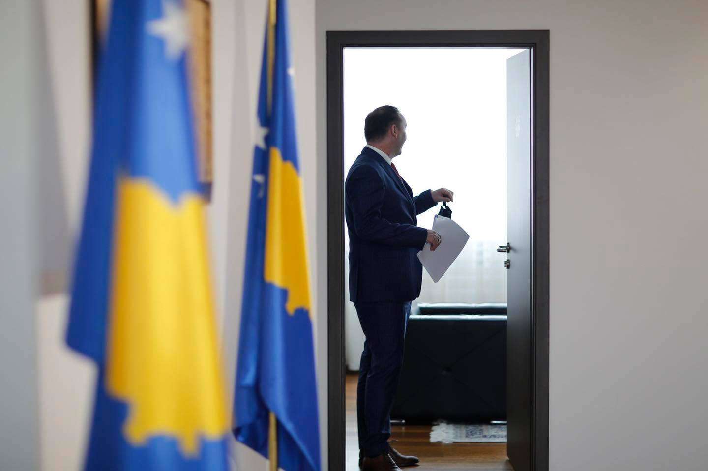 Armend Zemaj: Brenda pak ditësh do të marrim vendim për hapjen e aeroportit