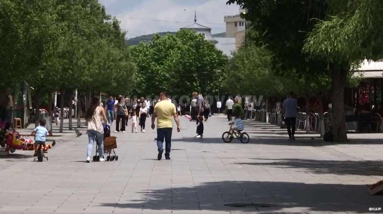 Hoti paralajmëron izolim total - Zemaj gjoba për shkelësit e masave (VIDEO)