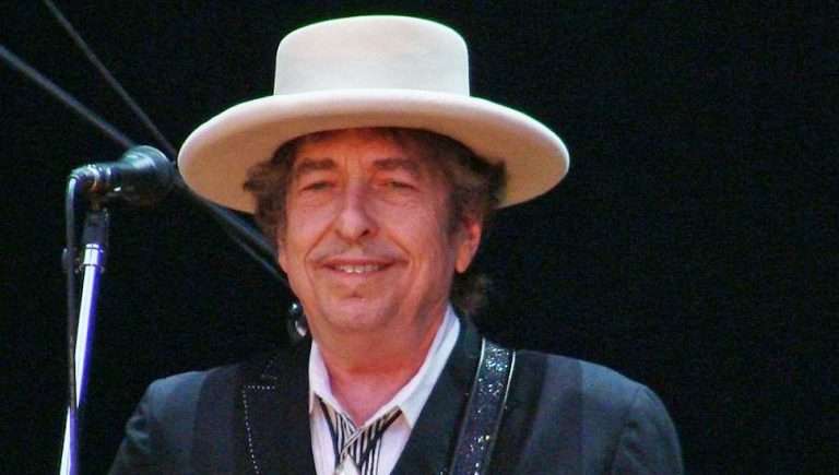 Bob Dylan në shtatë dekada ka nga një album në Top 40