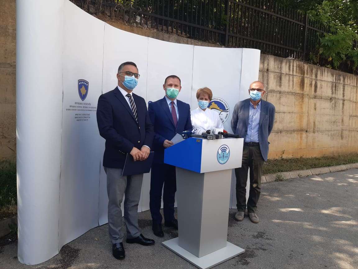 Zemaj: Më shumë se gjysmë milioni maska vijnë si donacion nga diaspora