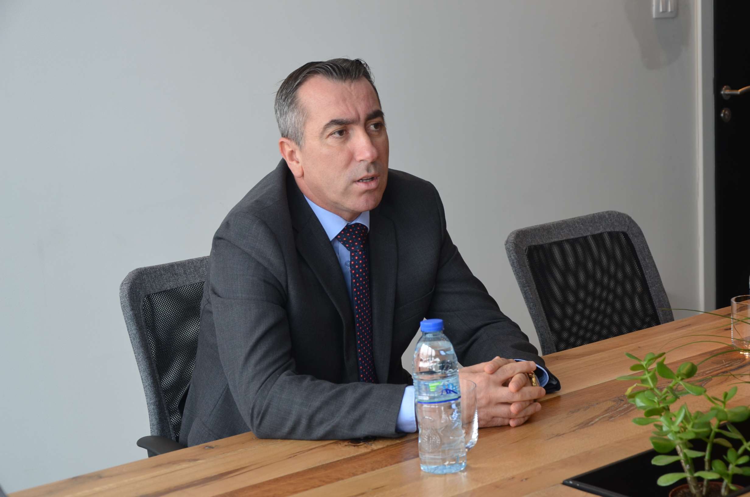 Hoti sot në takim virtual me kryetarët e komunave, diskutojnë për masat e reja antiCovid