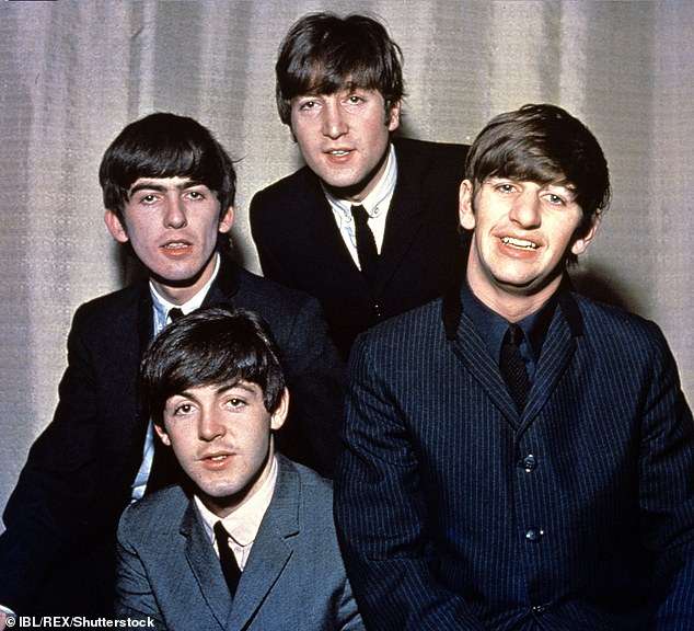 Ringo Starr dhe Paul McCartney bashkohen në koncert për ditëlindjen e tij
