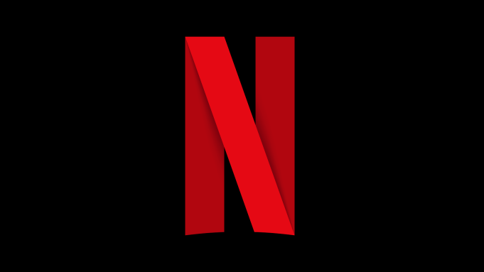 Aktori padit Netflix-in për mungesë masash anti-kovid