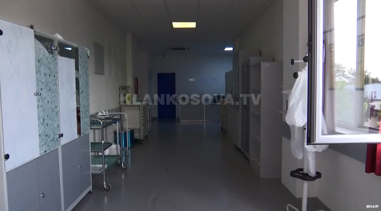 Spitali i Vushtrrisë pa morg për viktimat e COVID-19 (VIDEO)
