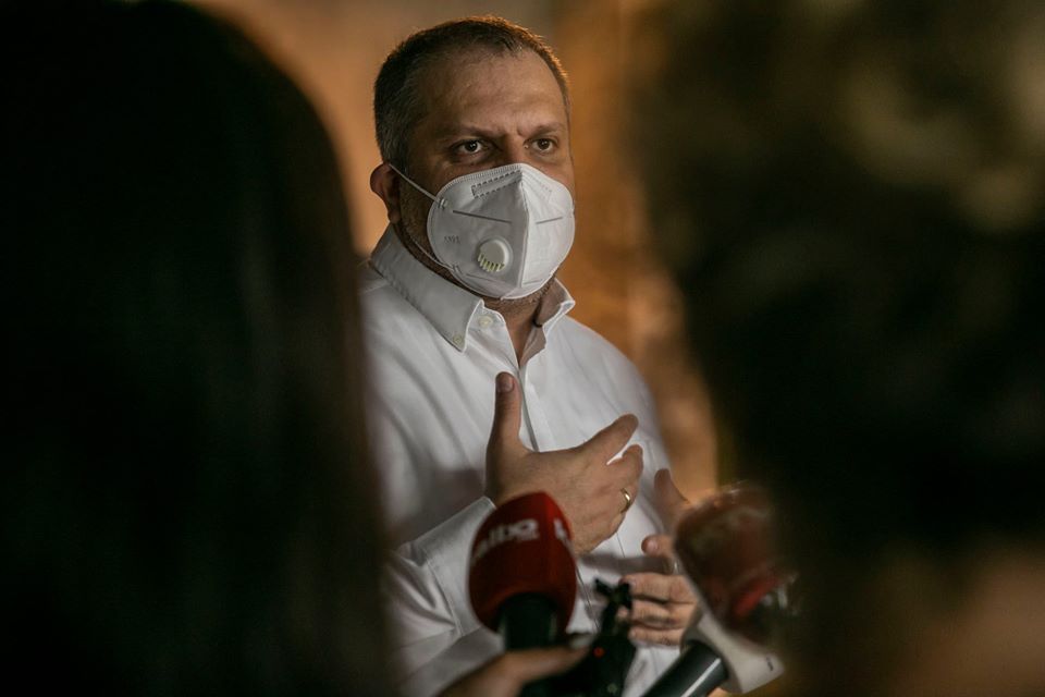 Ahmeti pas takimit me Hotin: S’kemi asnjë informatë për shkollat se a duhet të hapen apo jo