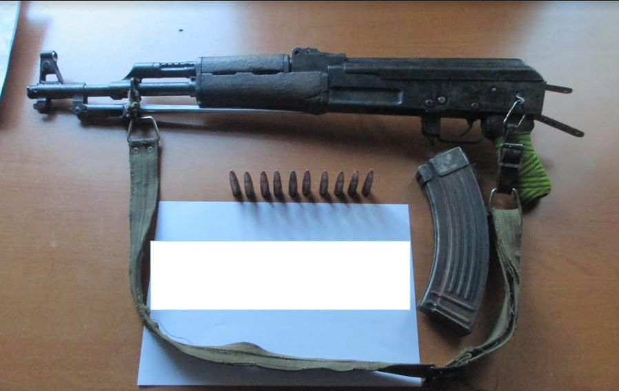 Arrestohet një person në Deçan për posedim të paautrozuar të armës