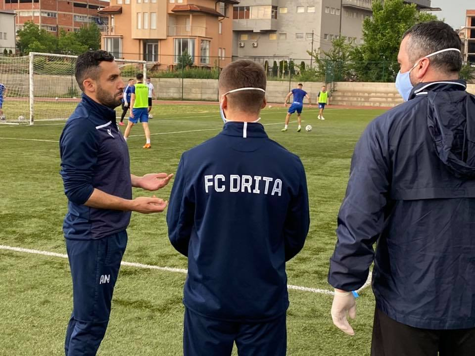 Para duelit të Ligës së Evropës, lojtarët e Dritës rezultojnë negativë për COVID-19