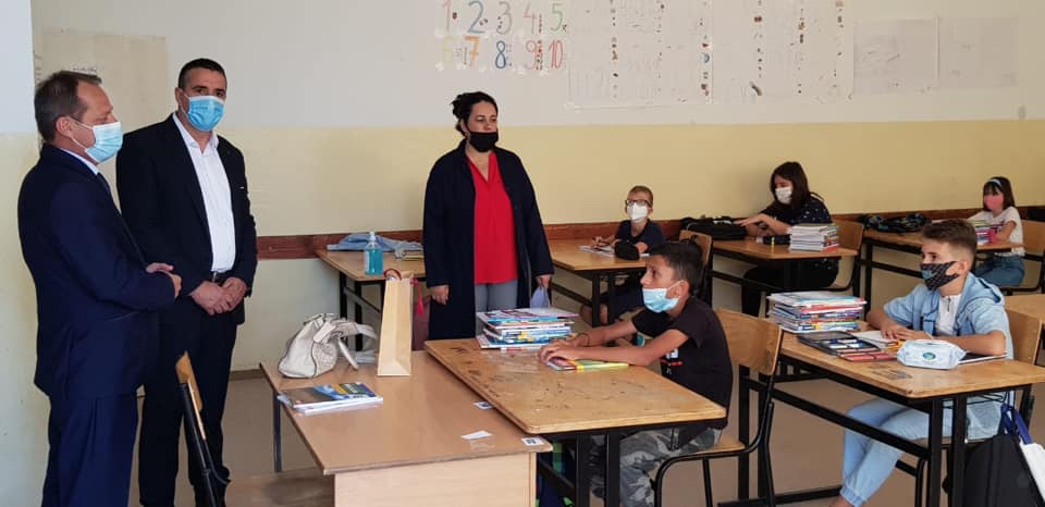 Gashi: Obiliqi sot filloj një javë ndryshe, uroj të gjithë nxënësit në rrugëtimin e dijes