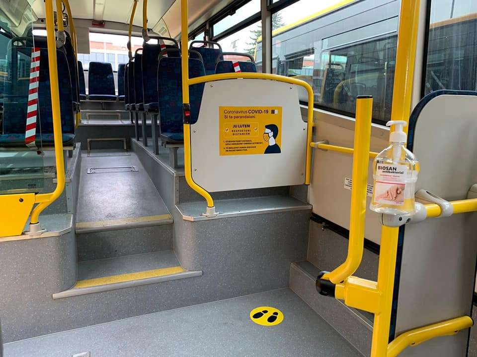 Pas fillimit të mësimit, Policia në Pejë do përcjellë zbatimin e masave anti-covid tek transporti publik