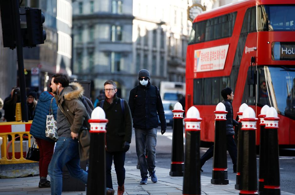 Rritja e infeksioneve me koronavirus në Britaninë e Madhe shqetëson autoritetet