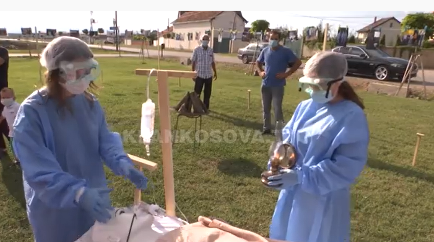 Prelez: Ekspozitë për heronjtë anti COVID-19 (VIDEO)