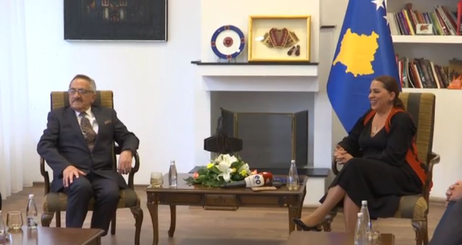 Ndahen çmimet për kinematografi (VIDEO)