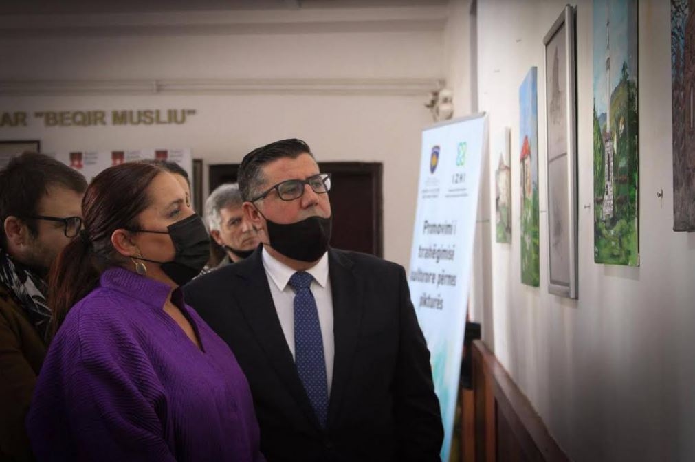 Dumoshi ia dorëzon Hazirit vendimin për vendosjen e “Flakës së Janarit” në trashëgiminë shpirtërore