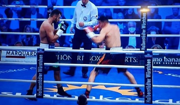 LAJMI I FUNDIT: ​Krasniqi nokauton Bosel - shpallet Kampion i Botës